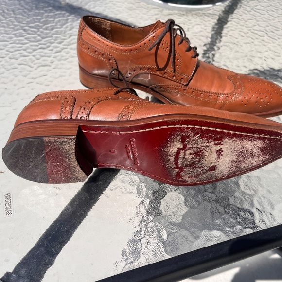 Tan Wing-tip shoes size 9 1/2 main image 7
